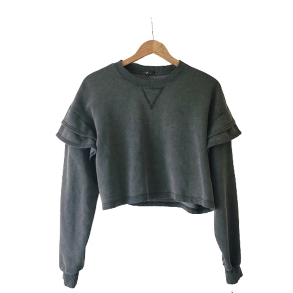 7FAMK 7 For All Mankind Women's Cropped Ruffle Shoulder Dark Gray Sweatshirt - Picture 7 of 14